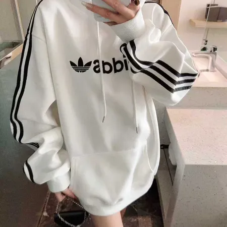 アディダス パーカー