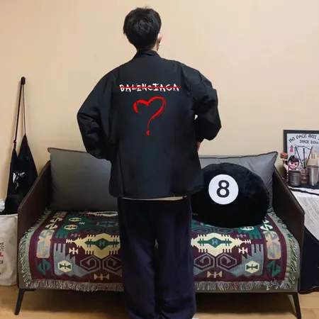 バレンシアガ シャツ