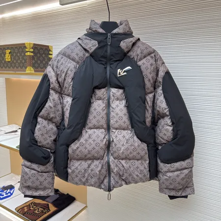 ルイヴィトン ダウンジャケット
