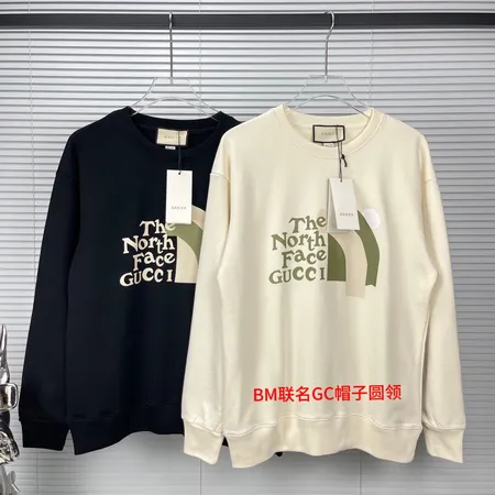 ノースフェイス パーカー