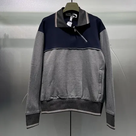 ミュウミュウ パーカー