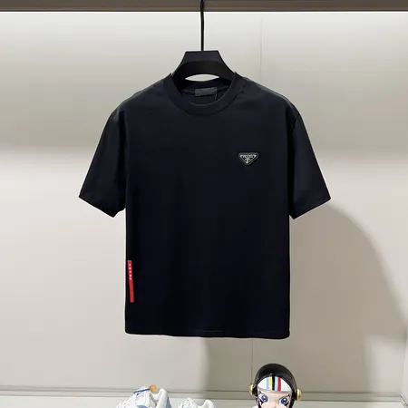 プラダ Tシャツ