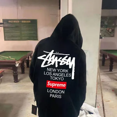 ステューシー パーカー