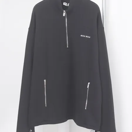 ミュウミュウ パーカー