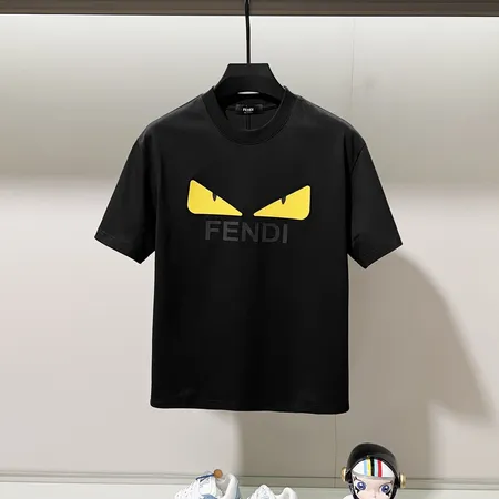 フェンディ Tシャツ