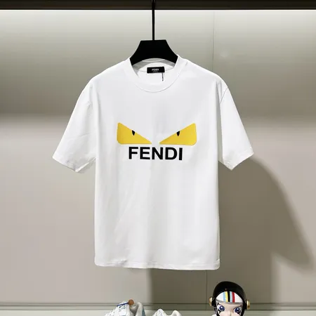 フェンディ Tシャツ