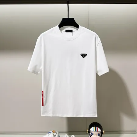 プラダ Tシャツ