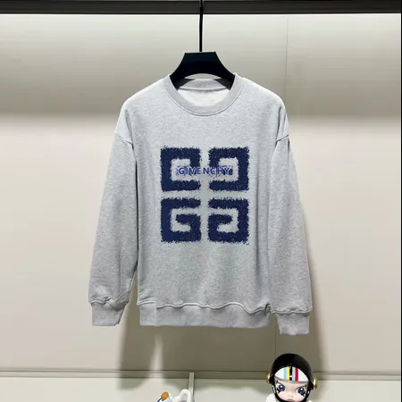 ジバンシィ パーカー