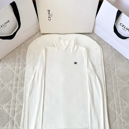 セリーヌ Tシャツ