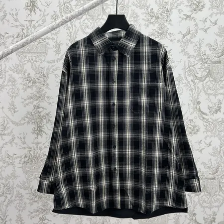 バレンシアガ シャツ