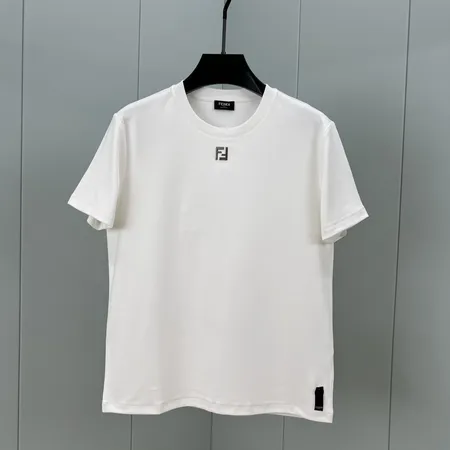フェンディ Tシャツ