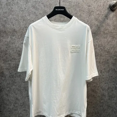 ミュウミュウ Tシャツ