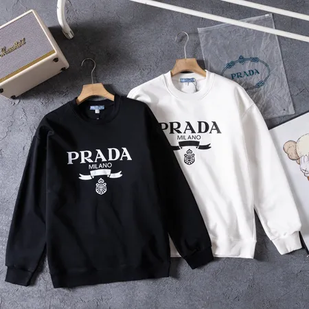 プラダ パーカー