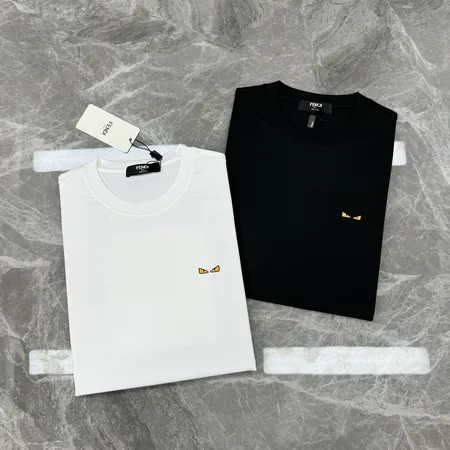 フェンディ Tシャツ