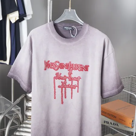 イブサンローラン Tシャツ