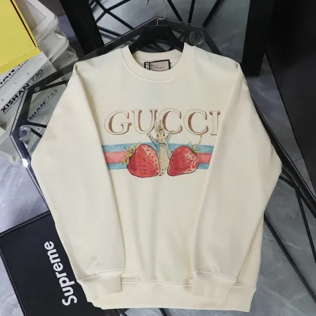 グッチ パーカー