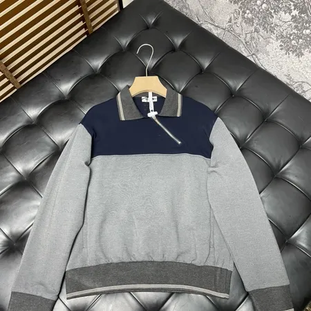 ミュウミュウ パーカー