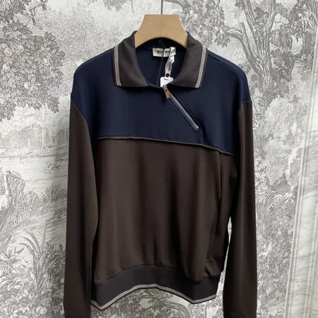 ミュウミュウ パーカー