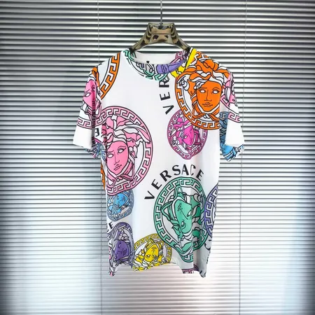 ヴェルサーチ Tシャツ