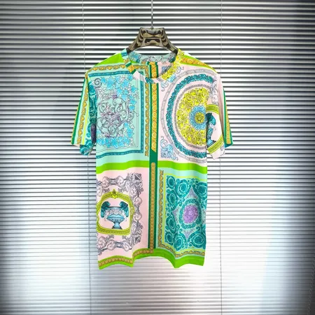 ヴェルサーチ Tシャツ