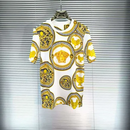 ヴェルサーチ Tシャツ