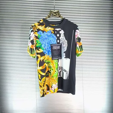 ヴェルサーチ Tシャツ