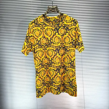 ヴェルサーチ Tシャツ