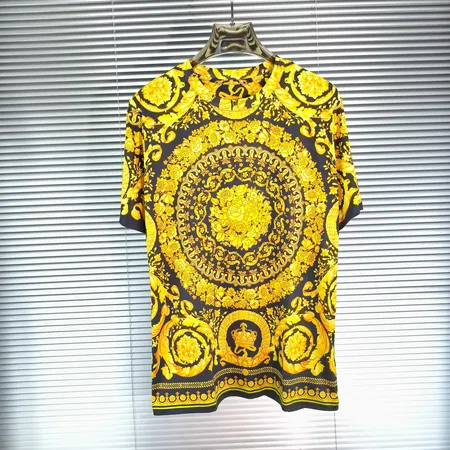 ヴェルサーチ Tシャツ