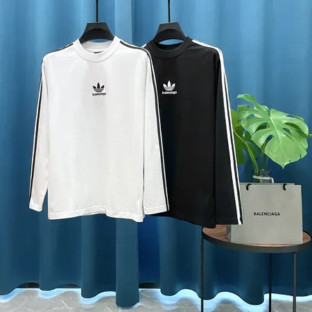 アディダス Tシャツ