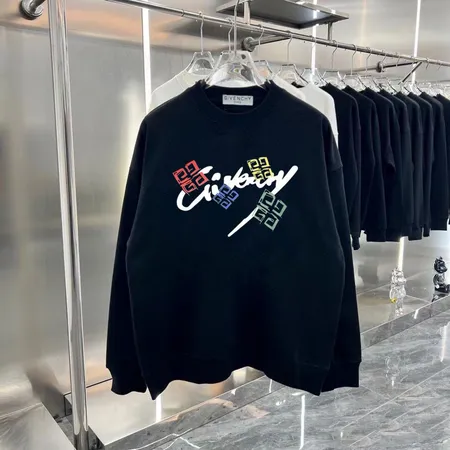 ジバンシィ パーカー