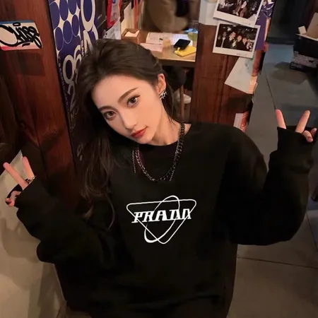 プラダ パーカー