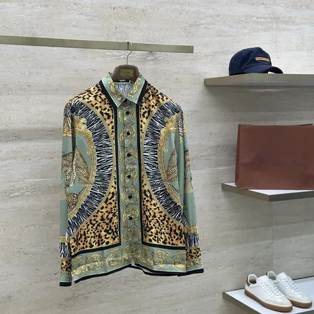 ヴェルサーチ シャツ