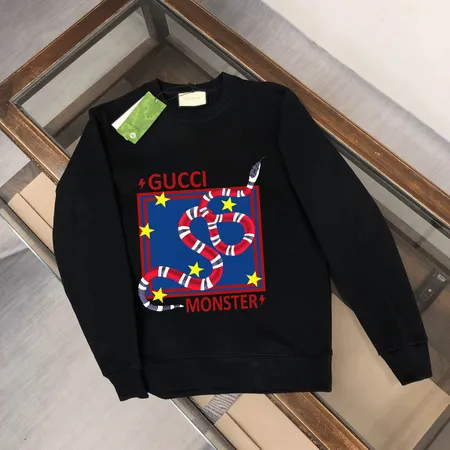 グッチ パーカー