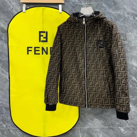 コーチ ダウンジャケット