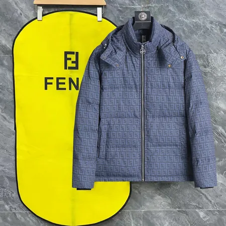 コーチ ダウンジャケット