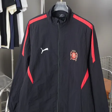 バレンシアガ ジャケット