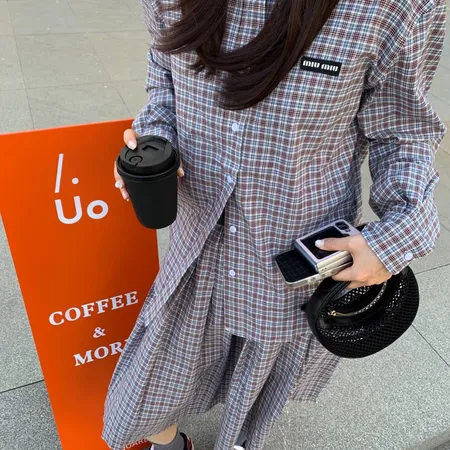 ミュウミュウ シャツ