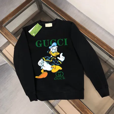 グッチ パーカー