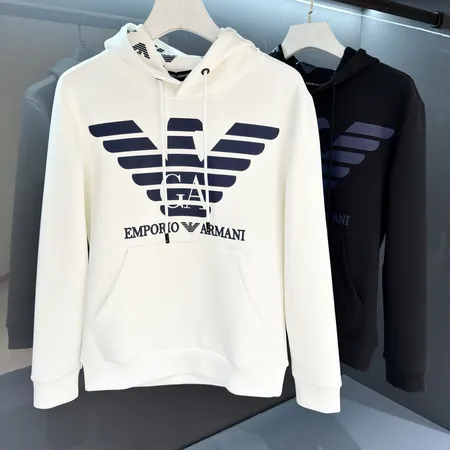 アルマーニ パーカー