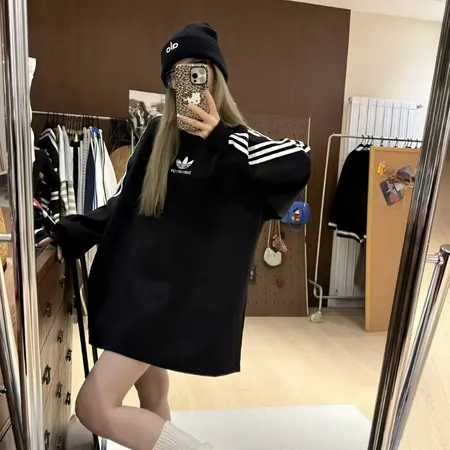 アディダス パーカー