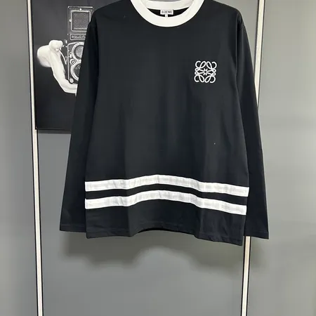 ロエベ Tシャツ