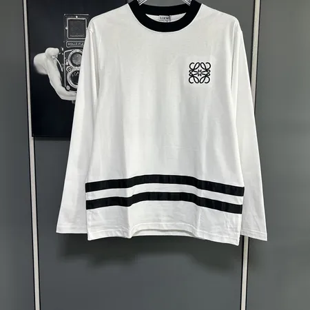 ロエベ Tシャツ