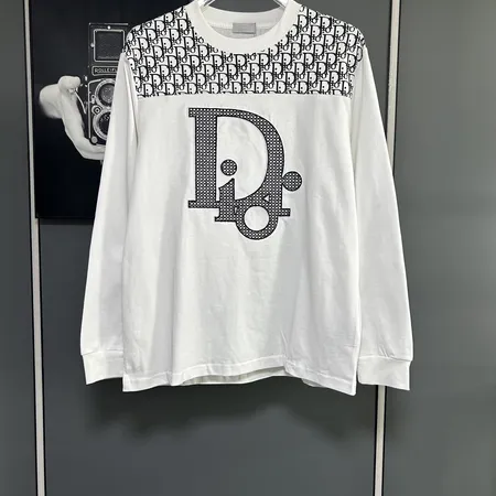 ディオール Tシャツ