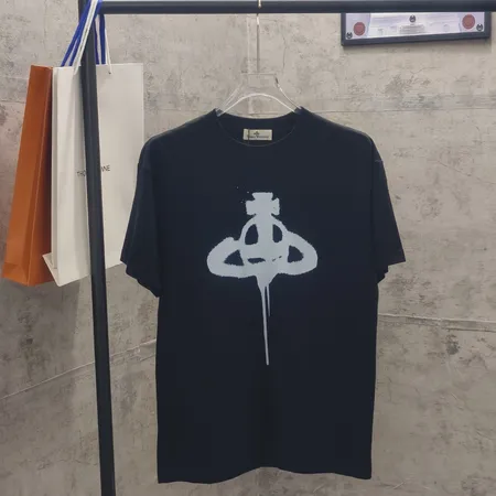 ヴィヴィアン・ウエストウッド Tシャツ