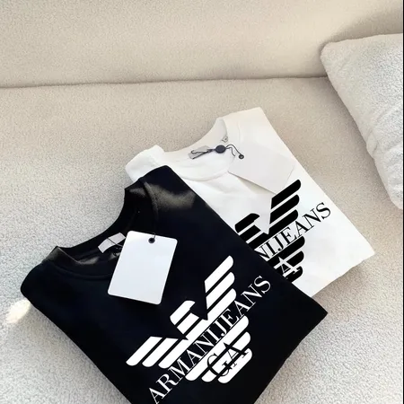 アルマーニ パーカー