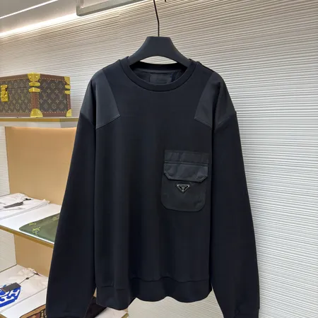 プラダ パーカー