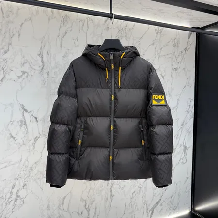 コーチ ダウンジャケット