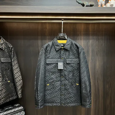 コーチ ダウンジャケット