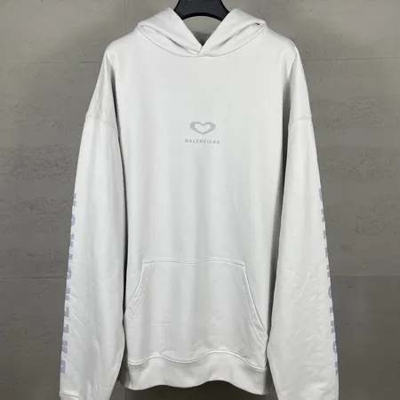 バレンシアガ パーカー