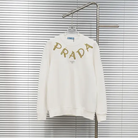 プラダ パーカー